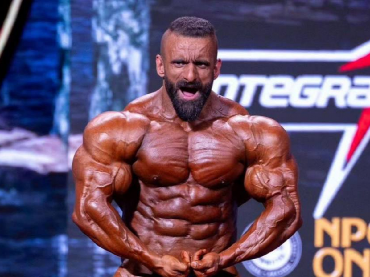 هادی چوپان نایب قهرمان مستر المپیا 2024 شد هادی چوپان نایب قهرمان مستر المپیا 2024 شد