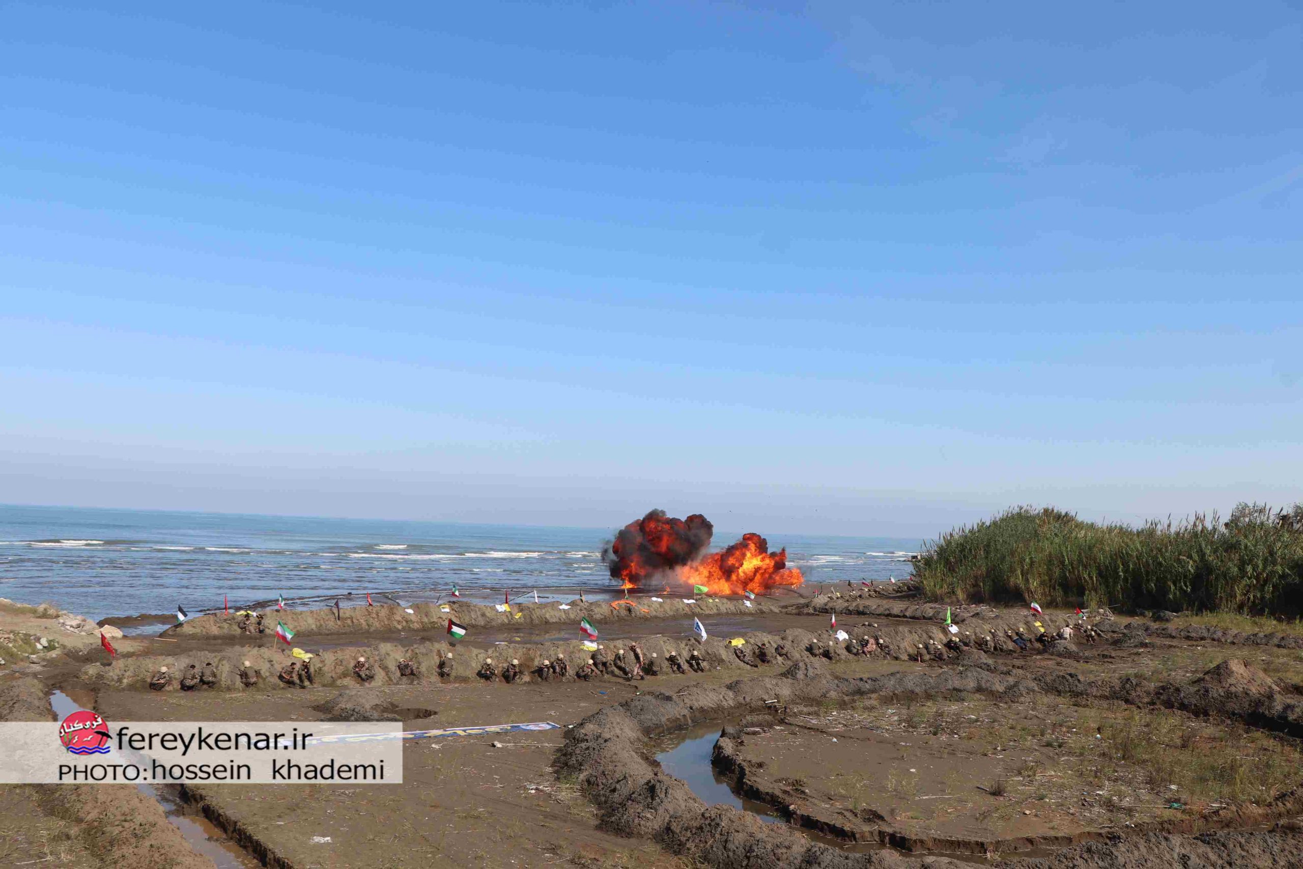 اجرای رزمایش پدافند ساحلی و امداد و نجات بسیج فریدونکنار اجرای رزمایش پدافند ساحلی و امداد و نجات بسیج فریدونکنار